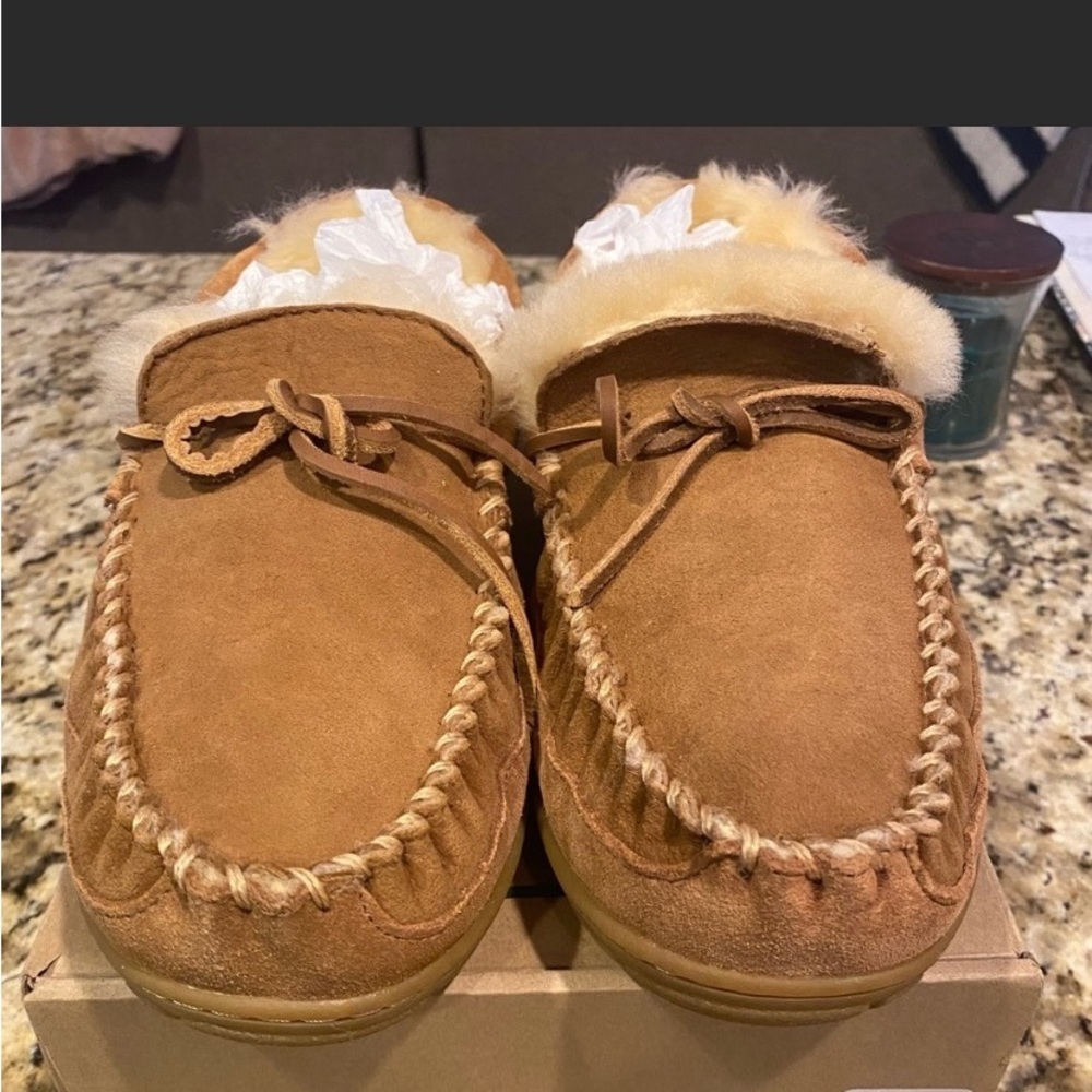 LL Bean Wicked Good Slippers